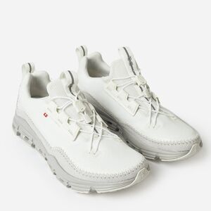 On Running Women's Cloudaway, Size 10